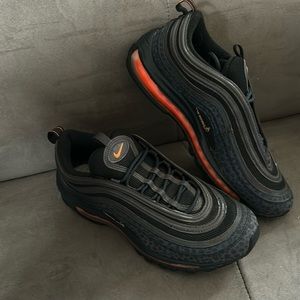 Nike Air Max 97 Off Noir Size 8 Like New Condition!  small imperfection on sole